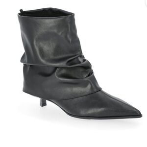 Time and Tru Black Slouchy Pointed-Toe Ankle Boots